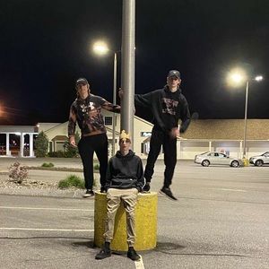 Meet your Posher, Cameron